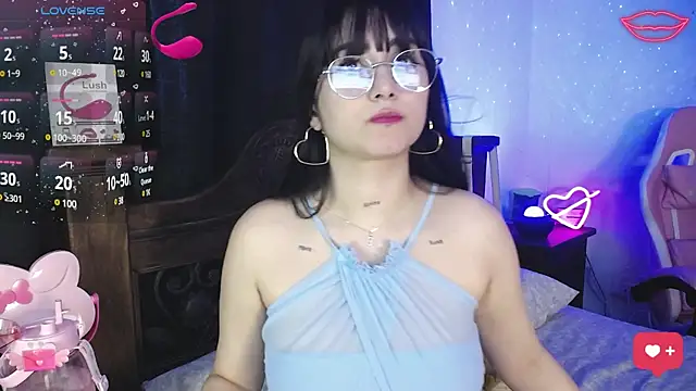 SexyLuna   online show from February 4, 2025, 10:55 pm