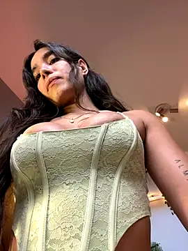 Irish Collins online show from September 19, 2025, 10:21 pm