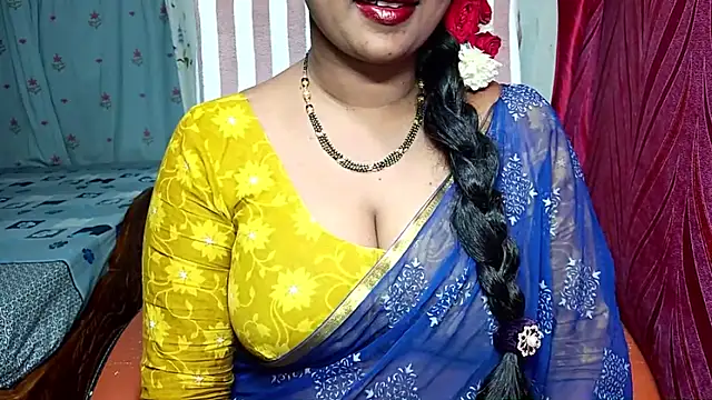 Snapshot of samyukthapuretelugu chatting on February 1, 2026, 8:13 am samyukthapuretelugu online show from February 1, 2026, 8:13 am