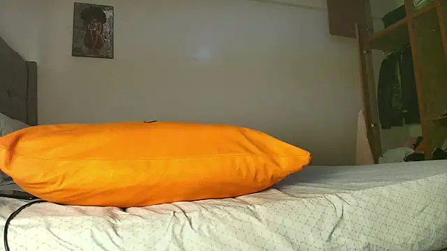 Snapshot of t-NaughtyLicia chatting on September 23, 2025, 6:16 am t-NaughtyLicia online show from September 23, 2025, 6:16 am