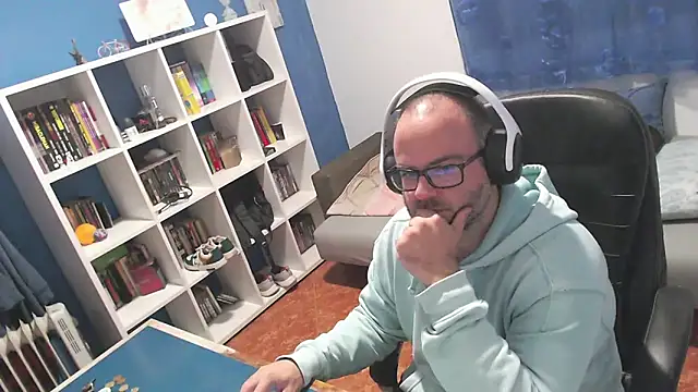 ravingr4d4 online show from November 11, 2025, 10:43 pm