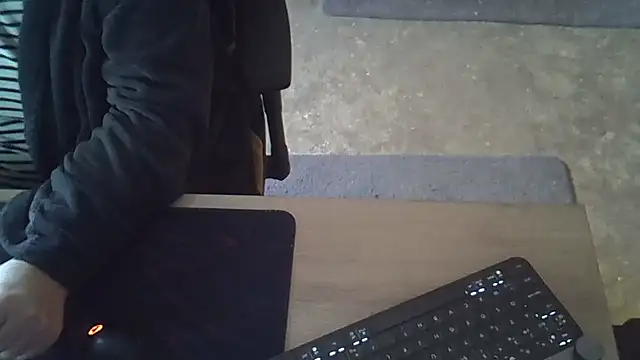 Silvia2277 online show from February 5, 2026, 7:02 am