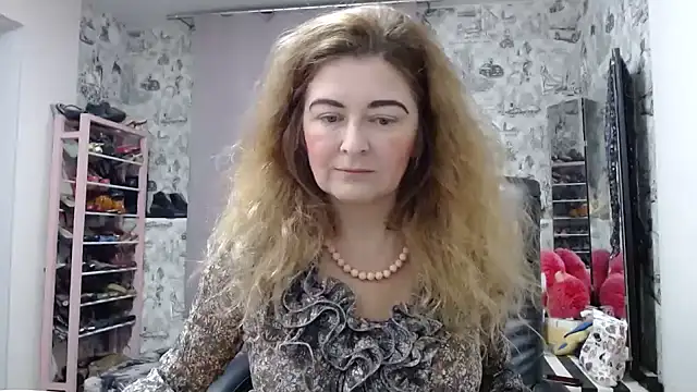 Helen1974 online show from January 13, 2025, 3:23 am