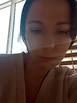 Brilliant-Queen1 online show from January 2, 2025, 2:43 am