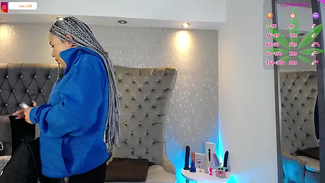 CaroFisher online show from January 16, 2026, 12:31 pm