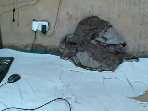 cute naimah online show from March 30, 2026, 5:58 pm