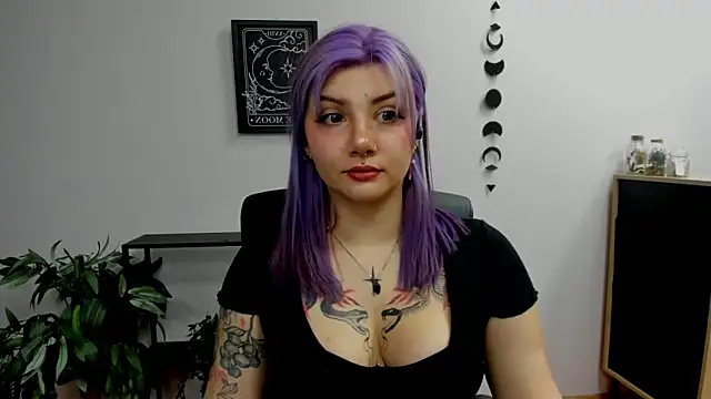 GabbiePerfect online show from December 5, 2024, 6:22 pm