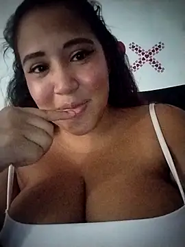 I am yours- online show from April 23, 2026, 7:49 pm