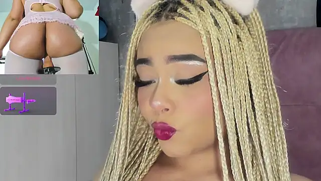 conny  curly online show from April 9, 2026, 2:11 pm