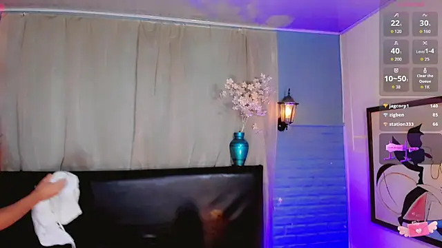  ChanellR  online show from May 23, 2026, 11:03 am