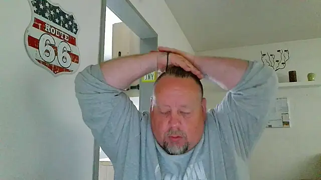 pimmelmann3 online show from May 11, 2026, 8:31 am