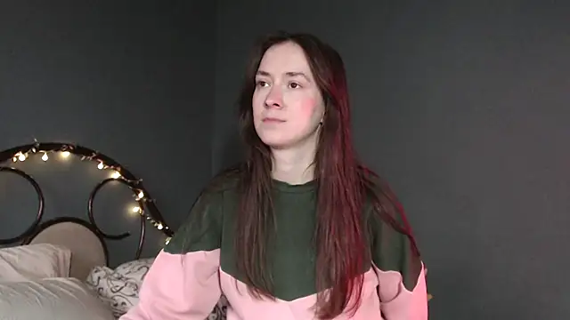 wow  kelly online show from April 18, 2026, 2:32 pm