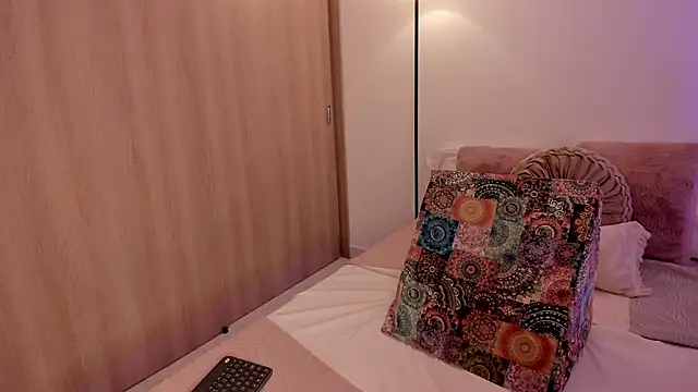 Lady lacey05 online show from November 12, 2025, 5:46 pm