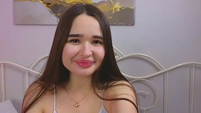 Snapshot of KateBleare chatting on February 18, 2025, 5:53 pm KateBleare online show from February 18, 2025, 5:53 pm