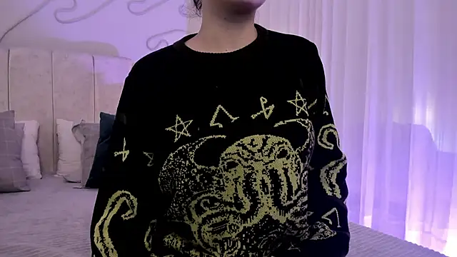 Adeelinee online show from March 11, 2025, 7:58 pm