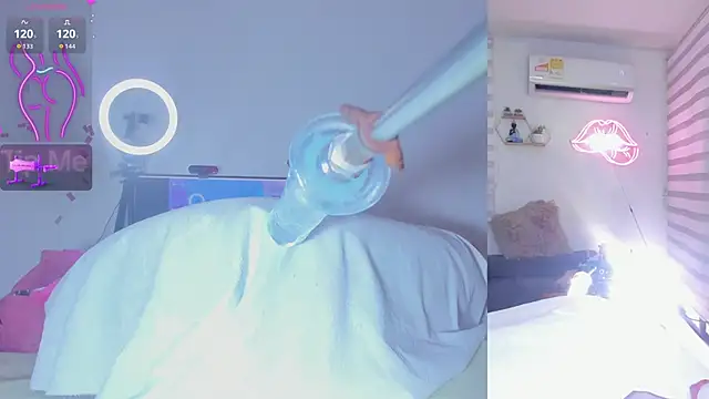 Abigail Girl   online show from February 22, 2026, 5:11 pm