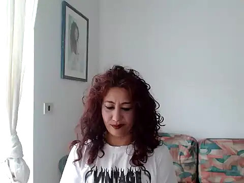 Snapshot of danasantoreal chatting on September 24, 2025, 8:06 am danasantoreal online show from September 24, 2025, 8:06 am