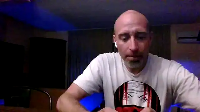 Snapshot of El_Gizmo chatting on March 27, 2026, 7:25 am El Gizmo online show from March 27, 2026, 7:25 am