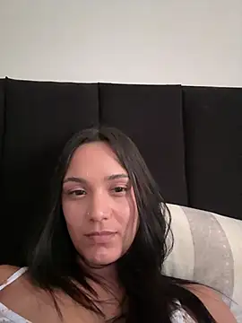 Snapshot of CussedLame chatting on February 11, 2026, 7:41 pm CussedLame online show from February 11, 2026, 7:41 pm