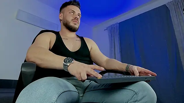 juliusmasters online show from February 9, 2025, 8:13 pm