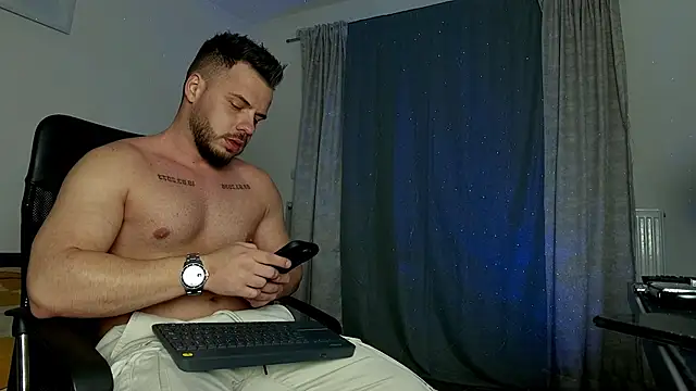 juliusmasters online show from February 24, 2025, 8:25 pm