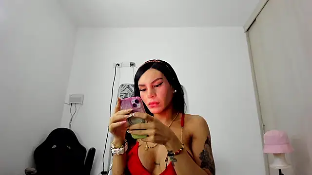  juliana star  online show from October 5, 2025, 9:24 pm