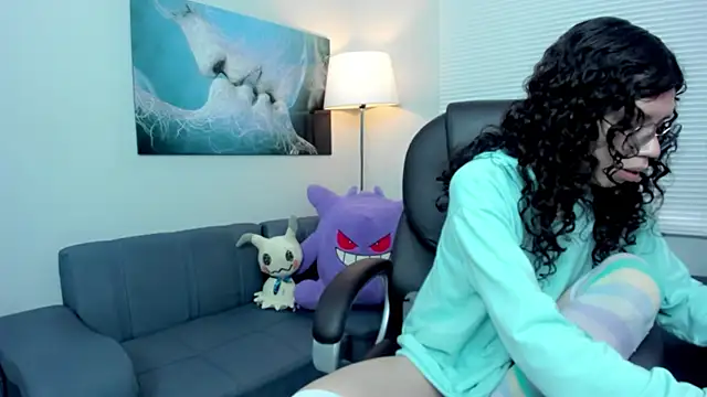Snapshot of Angel_Dust18 chatting on October 2, 2025, 2:35 pm Angel Dust18 online show from October 2, 2025, 2:35 pm