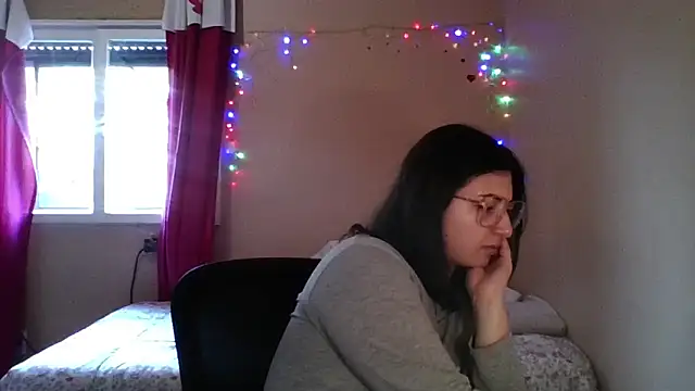 imsohornydacom online show from April 14, 2026, 5:52 pm