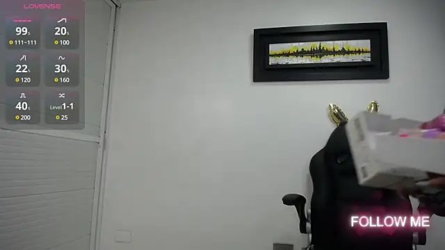 dayadubey  online show from March 4, 2025, 10:13 am