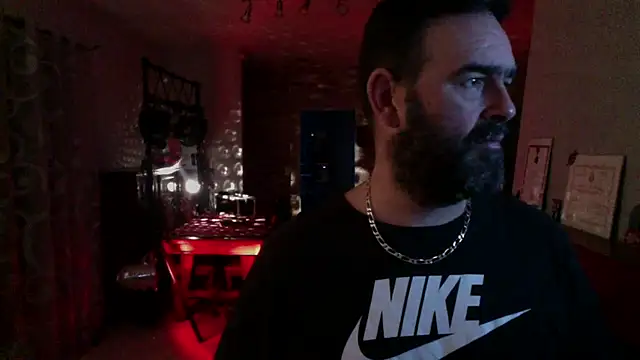 pachapeter online show from February 24, 2025, 7:30 pm