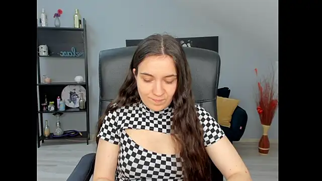 Snapshot of MelissaWiliam chatting on April 21, 2026, 11:38 am MelissaWiliam online show from April 21, 2026, 11:38 am