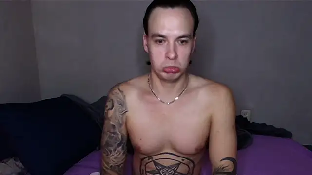 Snapshot of baphomet_from_ice chatting on September 16, 2025, 3:46 pm baphomet from ice online show from September 16, 2025, 3:46 pm