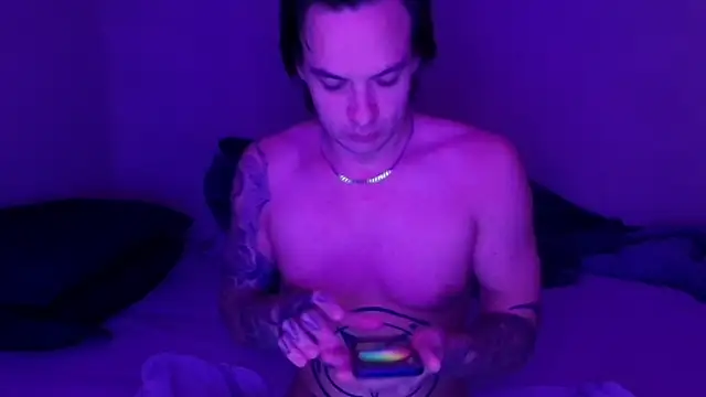 Snapshot of baphomet_from_ice chatting on October 7, 2025, 9:06 am baphomet from ice online show from October 7, 2025, 9:06 am