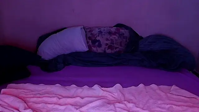 Snapshot of baphomet_from_ice chatting on October 13, 2025, 7:03 pm baphomet from ice online show from October 13, 2025, 7:03 pm