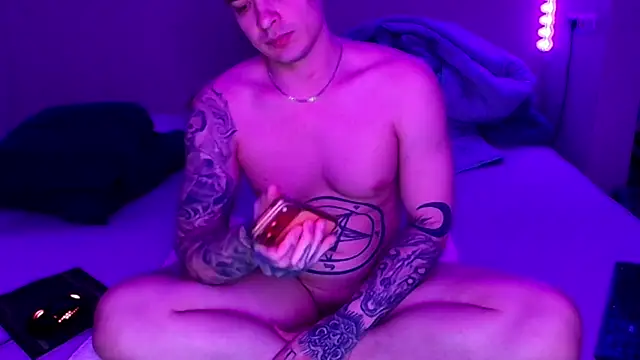 Snapshot of baphomet_from_ice chatting on April 22, 2026, 4:52 pm baphomet from ice online show from April 22, 2026, 4:52 pm