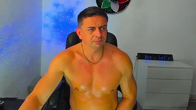 petr37pol online show from May 9, 2026, 11:26 am