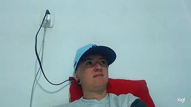 Snapshot of tomboyblue chatting on January 2, 2025, 11:27 pm tomboyblue online show from January 2, 2025, 11:27 pm