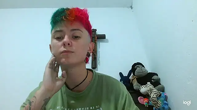 Snapshot of tomboyblue chatting on February 14, 2025, 4:15 am tomboyblue online show from February 14, 2025, 4:15 am