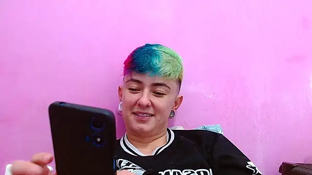 Snapshot of tomboyblue chatting on September 19, 2025, 9:48 pm tomboyblue online show from September 19, 2025, 9:48 pm