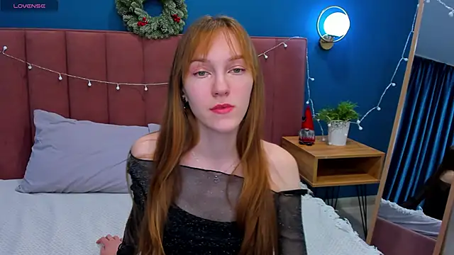 VanillaKelly online show from December 23, 2024, 4:22 am