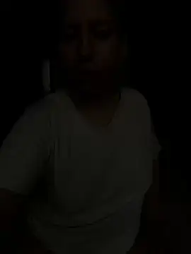 MariaValentine online show from January 15, 2026, 6:29 am