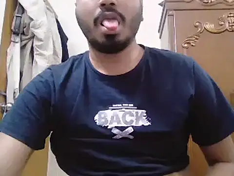 Snapshot of desiboyasif chatting on February 24, 2026, 7:01 pm desiboyasif online show from February 24, 2026, 7:01 pm