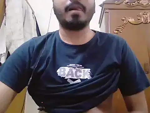 Snapshot of desiboyasif chatting on February 25, 2026, 7:12 pm desiboyasif online show from February 25, 2026, 7:12 pm