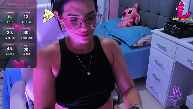 Snapshot of dahian_carter chatting on December 23, 2024, 6:37 pm dahian carter online show from December 23, 2024, 6:37 pm