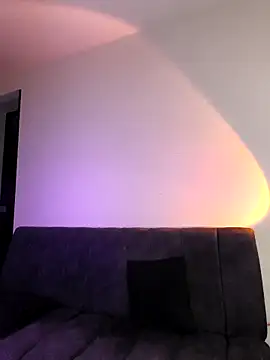 Mazikeen-- online show from March 26, 2026, 10:59 pm