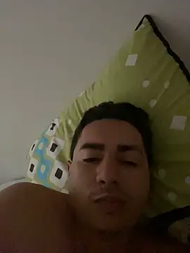 Snapshot of DanielGomez9 chatting on March 10, 2025, 12:37 pm DanielGomez9 online show from March 10, 2025, 12:37 pm