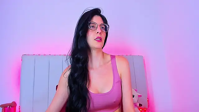 caro lyne  online show from May 28, 2026, 6:16 pm