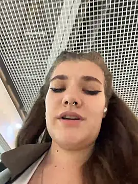 Holy Tereza online show from May 13, 2026, 3:42 pm