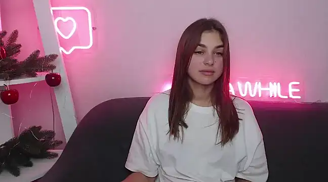 Snapshot of MilanaAngelAs chatting on December 28, 2024, 10:03 am MilanaAngelAs online show from December 28, 2024, 10:03 am