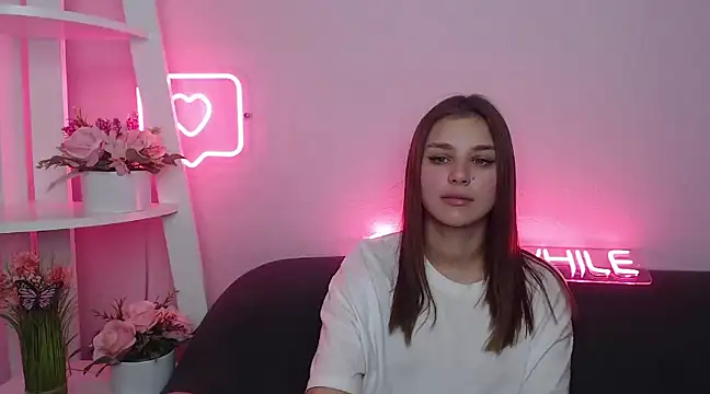 Snapshot of MilanaAngelAs chatting on January 19, 2025, 11:12 am MilanaAngelAs online show from January 19, 2025, 11:12 am